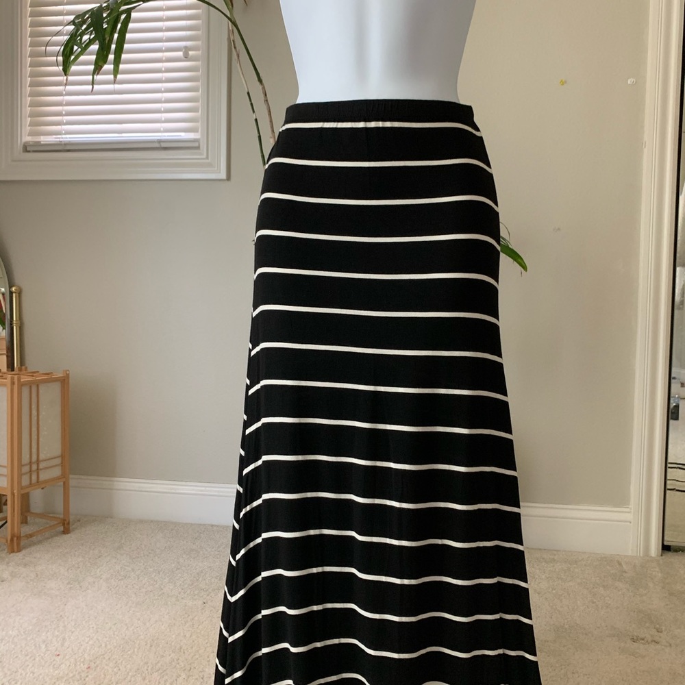 Striped maxi skirt